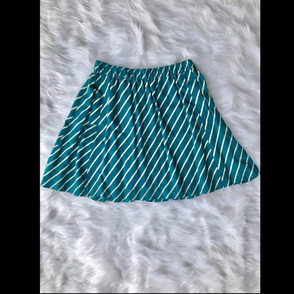 Flowy and fun teal striped skirt with pockets